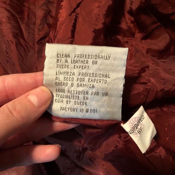 Nine West red/ burgundy leather coat. Size medium - Picture 5 of 12